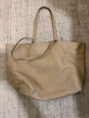 Cuyana Beige Leather Tote Bag - Women